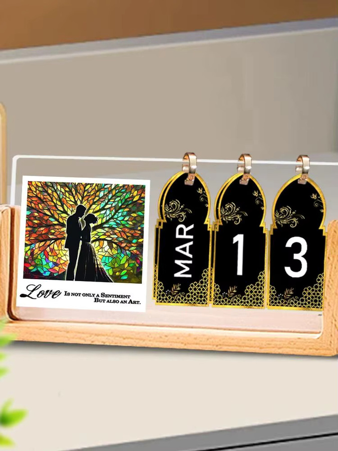 Transparentes Acryl-Foto-Schreibtischkalender-Set für Paare, minimalistisches Design aus Kunststoff, B/H: 21,6 x 21,6 cm - Bild 2