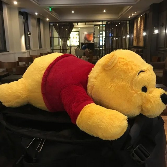 Disney Winnie Puuh Plüschtier Kissen, 55cm, Gelb - Bild 1