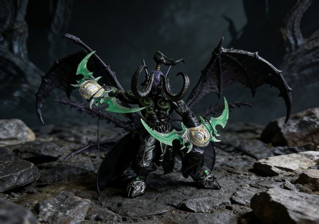 Bandai World of Warcraft Schwarzer Teufeljäger Illidan Windfury Ornament Lichkönig Arthas Modell, ab 14 Jahre - Bild 1