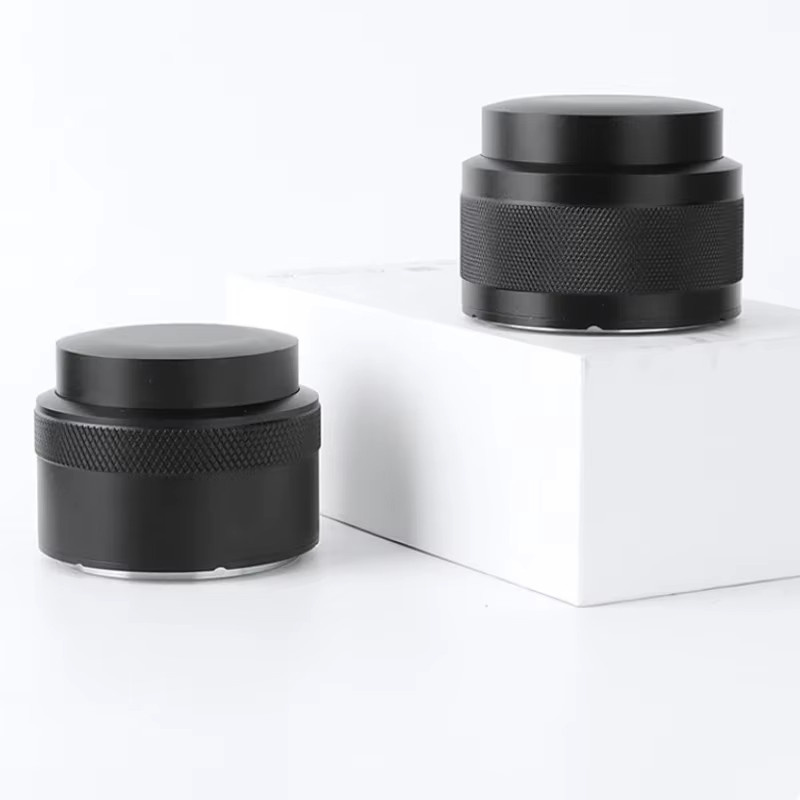 JUSTINLAU Edelstahl Federbelasteter Kaffee-Tamper mit Ausgeglichenem Flachboden für 51mm, 53mm und 58mm in Silber und Schwarz - Bild 5
