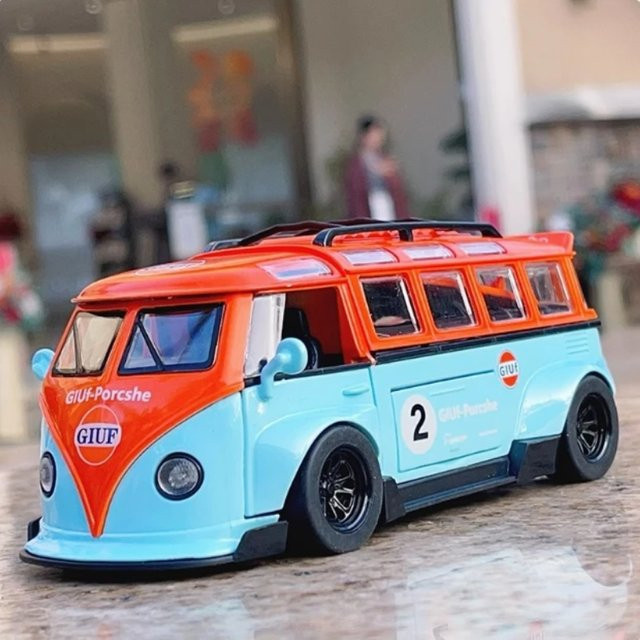 MAKEDA Volkswagen T1 Bus, Modellauto, Maßstab 1:32, Metall - Bild 1