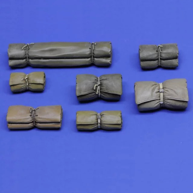 ZKBOZK Zeltpackungen und Bettrollen, Militär, Zubehör, unmontierter und unbemalter Bausatz - Bild 1
