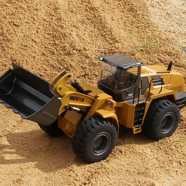 HUINA 1583 LKW Lader, RC Fernbedienung, 1:14, mit Licht und Sound - Bild 1