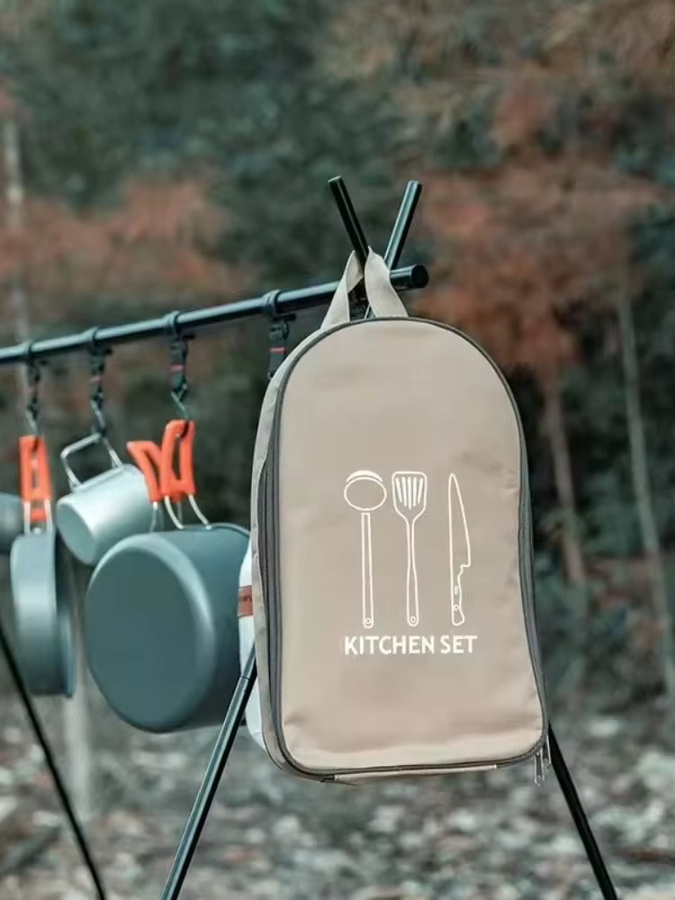 8-teiliges Outdoor Kochgeschirr Set aus Edelstahl in Braun für Camping und Picknick - Bild 3