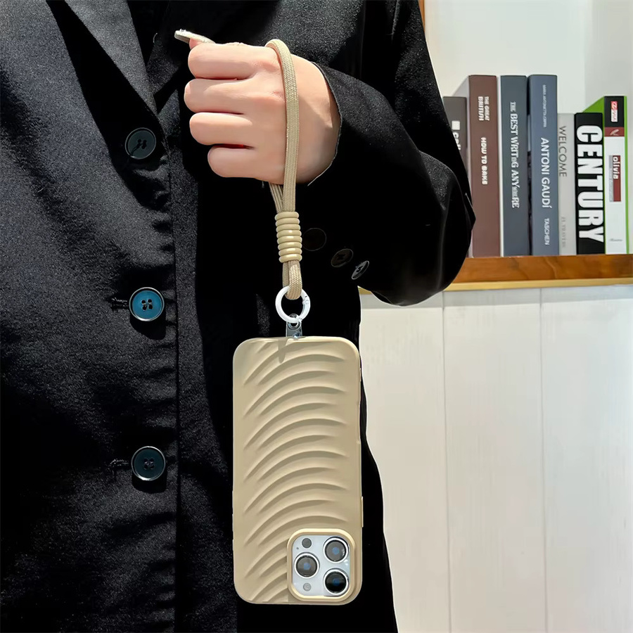 Xeber Handyhülle mit Soft Wave Textur und Lanyard für iPhone 12 bis 17 Pro Max in Schwarz - Bild 1
