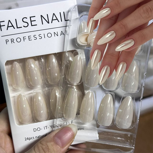 MAFANAILS Künstliche Nägel, Mandel-Aurora-Chrom, perlweiß, glänzend, 24 Stück - Bild 1