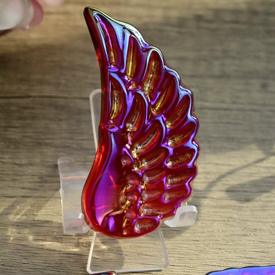 CrystalHola Engel-Ornament mit roten Flügeln aus geschnitztem Stein für die Tischdekoration - Bild 4