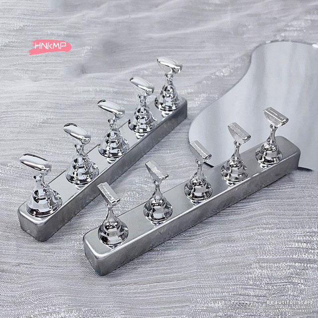 Silbernes magnetisches Nagelhalter-Set mit Übungsständer und Display - Bild 1