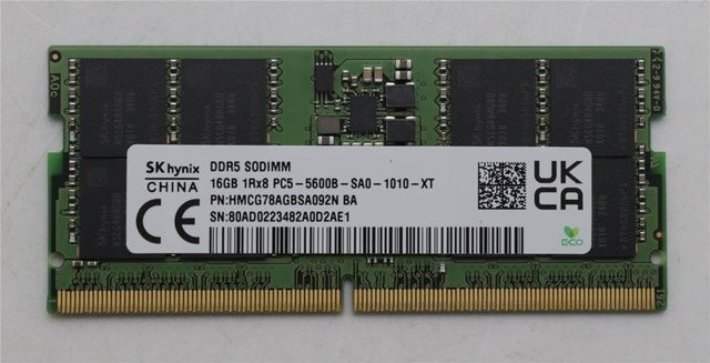 Lenovo DDR5 Arbeitsspeicher 16 GB 5600 MHz in Grün (5M30Z71796) - Bild 1