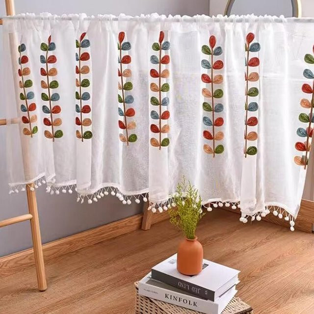 SEEQS Halbtransparenter Küchenvorhang mit buntem Zweig-Stickdesign, Grau/Weiß, Breite: 60 cm, Höhe: 150 cm - Bild 1
