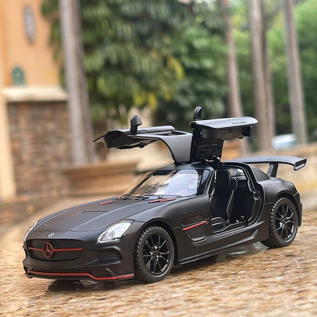 Maisto Benz SLS AMG Modellauto, 1:32, Metall, Gelb, Schwarz - Bild 1