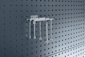 Bott Sechsfachhalter aus Stahl für Lochplatten, Silber, B/T/H: 170 x 150 x 80 mm - Bild 1