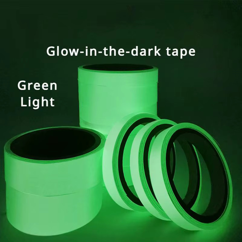 Reflektierendes fluoreszierendes Klebeband in Grün als leuchtendes Anti-Rutsch-Band für Treppen und Boden zur Sicherheit im Dunkeln - Bild 2