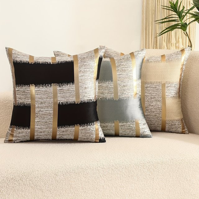 Miater Kissenbezug aus Polyester mit geometrischem Jacquard-Seidenmuster in Gold und Beige, B/B: 45 x 45 cm - Bild 1
