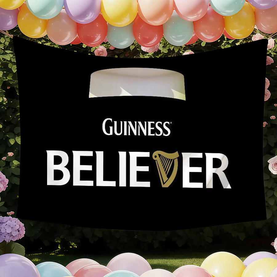 Guinness Flaggen-Druck von Warner Bros. in Grün als Wandkunst für Party und Dekoration - Bild 3
