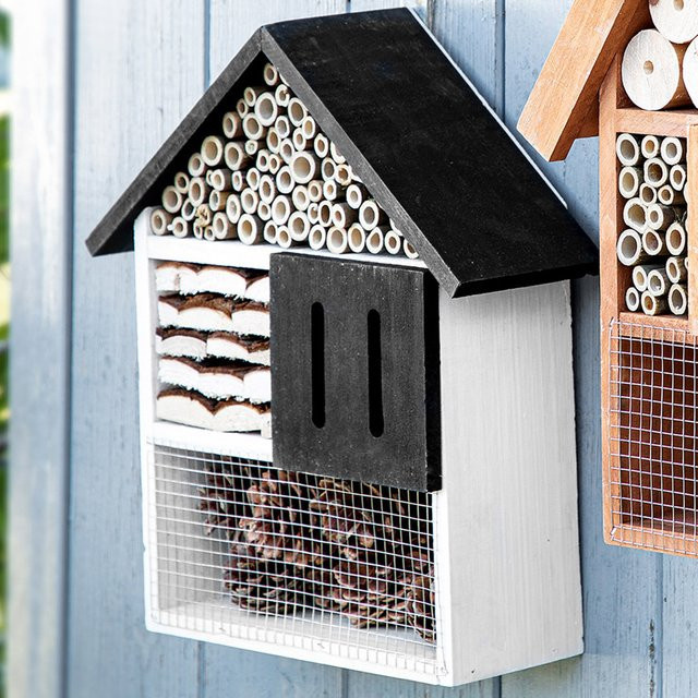 Insektenhotel in Weiß/Schwarz, B/T/H: 27,3 x 9 x 30 cm - Bild 1