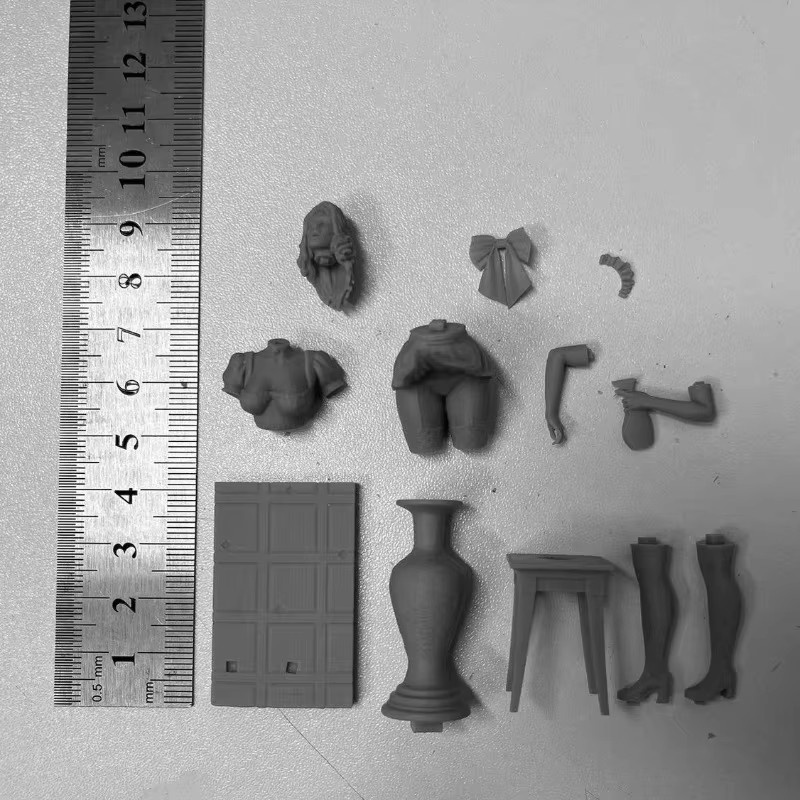 MODX Hot Maid Hobby-Miniaturstatue, Modellbausatz, Maßstab 1:24, unmontiert und unbemalt - Bild 2