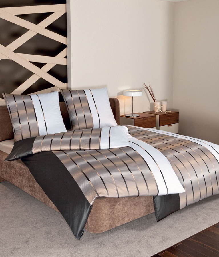 Janine Interlock-Jersey-Bettwäsche Carmen S gestreift braun B/H: 155 x 220 cm - Bild 1