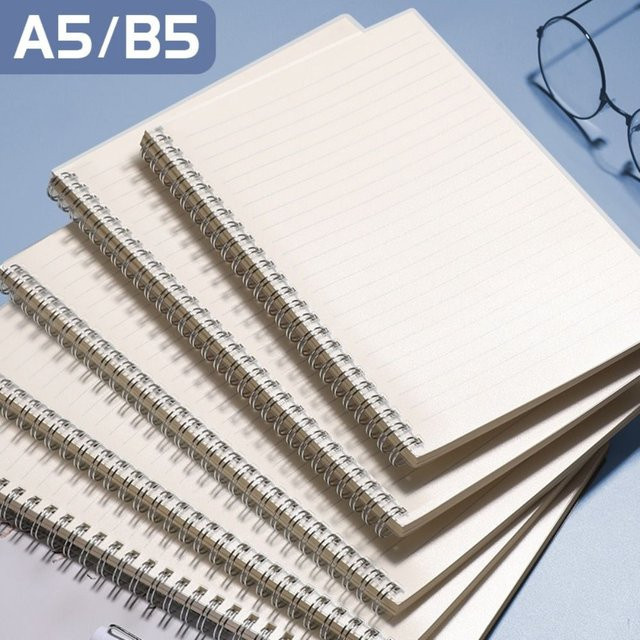 Spiralblock A6 mit karierten Seiten in Weiß für Schule und Büro - Bild 1