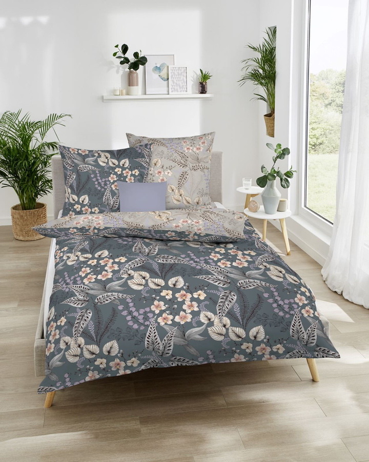 Felia 391 Bettwäsche-Set aus Mako-Satin mit floralem Design in Grau und Blau, B/H: 135 x 200 cm und 80 x 80 cm - Bild 1