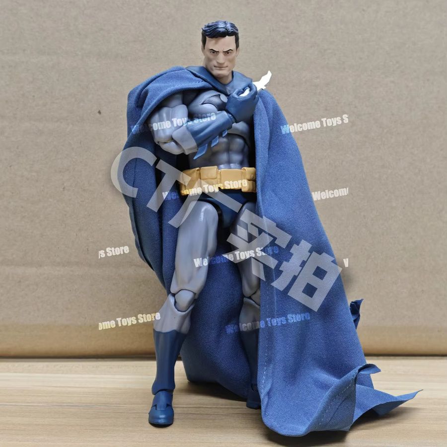 CT Toys Hush Batman Blue Mafex 105 DC Batman Actionfigur, Schwarz, Blau - Bild 2