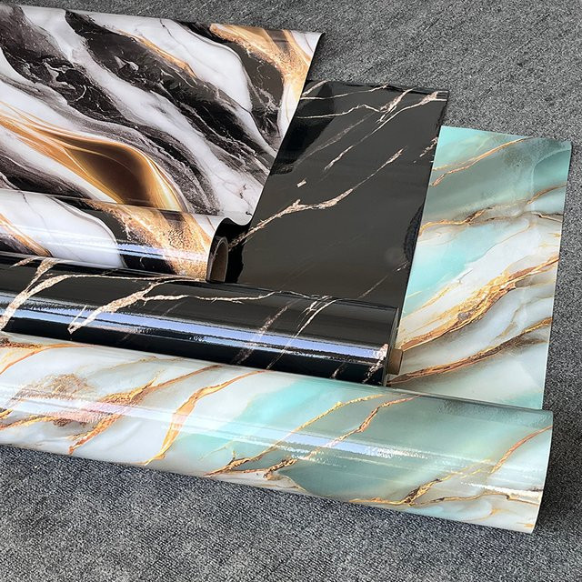 TTOKKONG Selbstklebende Marmor Tapete aus Aluminium, glänzend, wasserfest und ölbeständig für Wanddekoration in Küche und Wohnzimmer - Bild 1