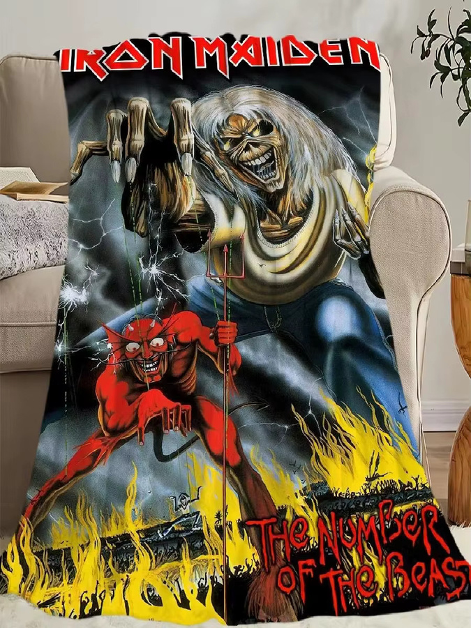 VIKAMA Iron Maiden Band Decke mit Skelett und Flammen Design in Schwarz, B/B/H: 90 x 75 x 0 cm - Bild 3