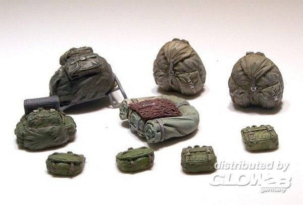 Plusmodel WWII Rucksacks, 1:35, Grün, Plüsch / Textil - Bild 1