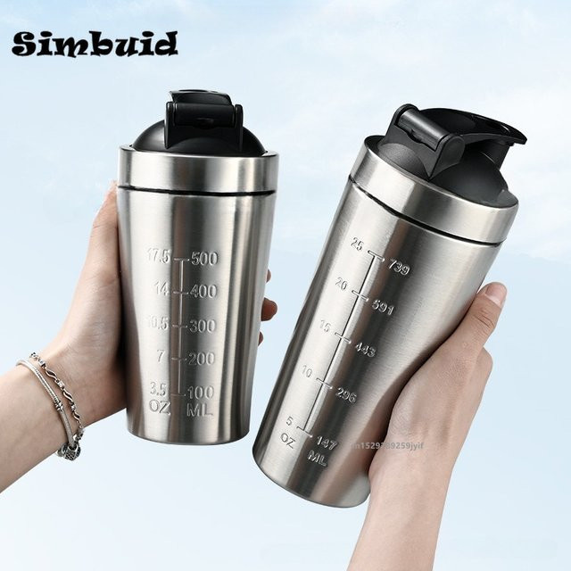 Simbuid Edelstahl Proteinpulver Shaker mit Skala in Schwarz und Silber, 500/750 ml auslaufsichere Sportflasche für Fitness und Whey Shakes - Bild 1