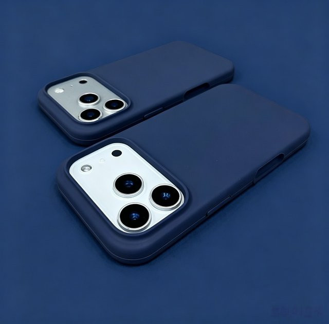 Apple Handyhülle aus Flüssigsilikon mit mattierter Oberfläche und Kameraschutz für iPhone 17 16 15 14 13 Pro Max in Orange und Blau - Bild 1