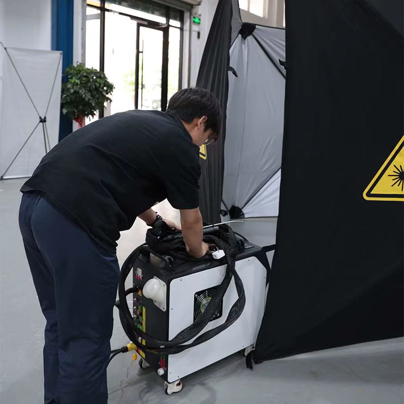 Laserschutzschirm für Schweißen und Schneiden, abnehmbarer Anti-Laser-Strahlungsvorhang in Schwarz, feuerfeste tragbare Sicherheitsabdeckung, Breite: 200 cm, Höhe: 200 cm - Bild 4