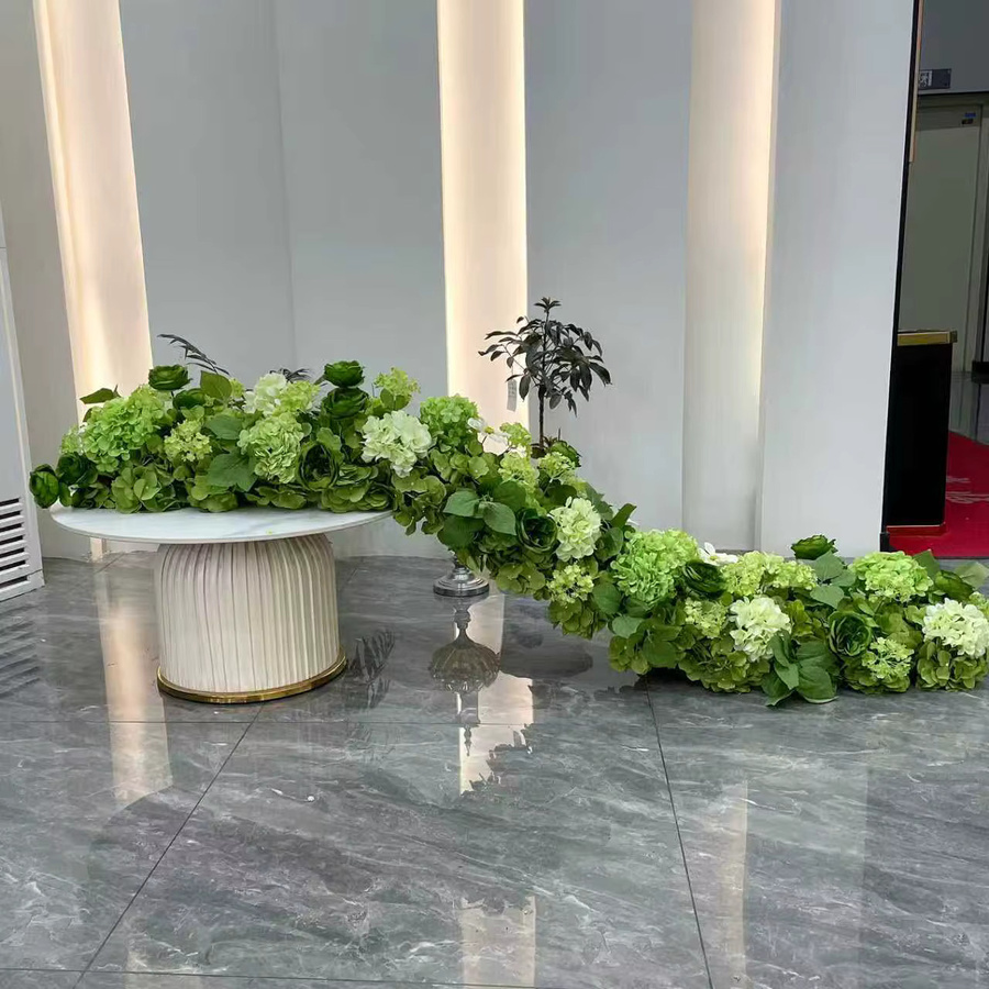 Uflower Künstliche Grüne Rosen Blumenreihe als Tischläufer für Hochzeit und Party Dekor - Bild 2