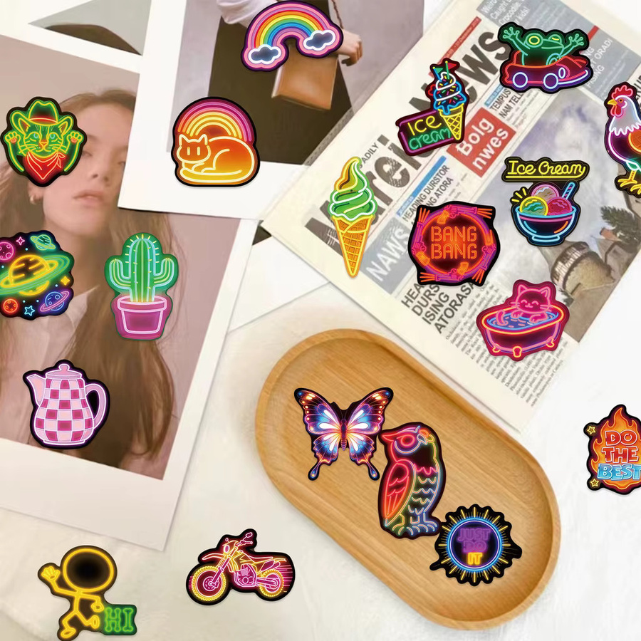 50 Stück Cartoon Neon Ästhetische PVC-Aufkleber Wasserdicht in Multicolour für DIY Gepäck und Handy - Bild 4