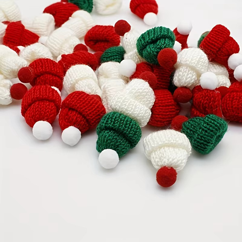 10 Stück Mini-Weihnachtsmützen-Pompons in Rot aus Textil für deine Basteldekoration und Weihnachtsbaumornamente - Bild 2