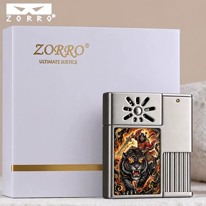 ZORRO Metallfeuerzeug mit exklusivem Muster und Schleifrad-Zündung in Beige und Silber - Bild 4
