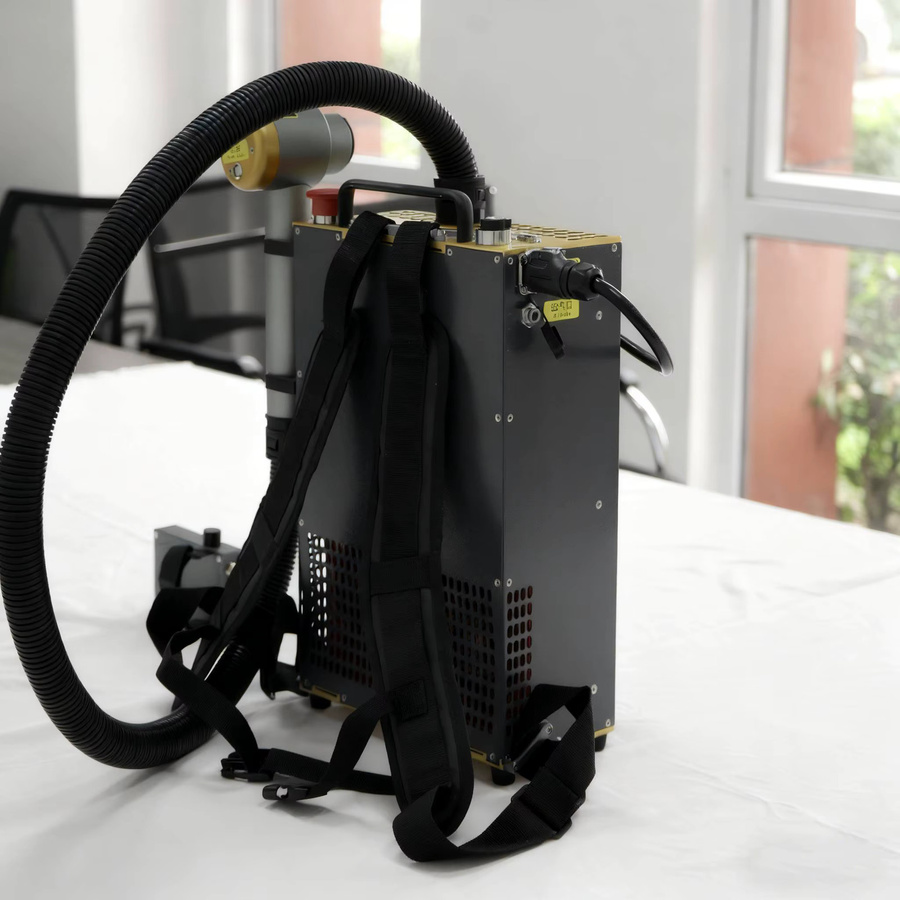 JPT Pulse Faserlaser Reinigungsmaschine 300 W Rucksack Laserreiniger in Grau für Metall, Holz, Ölfarbe und Rost, AC 220 V und batteriebetrieben - Bild 3