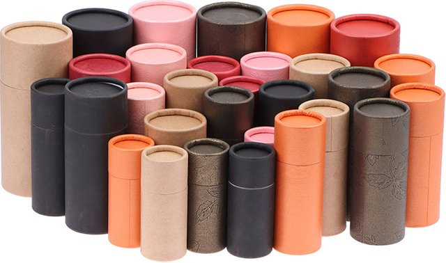 Runde Geschenkbox aus Kraftpapier in Braun und Multicolour für Kosmetik, ätherische Öle, Lippenstift oder Parfüm - Bild 1