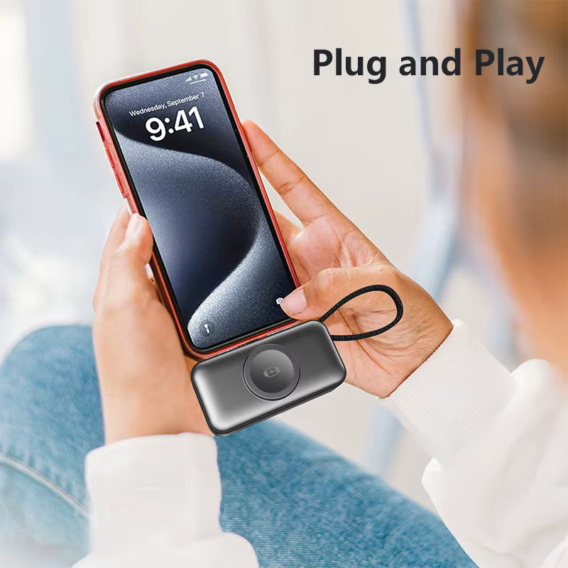 Mini-Powerbank mit USB-C-Kabelstecker PD20W in Silber, magnetisches kabelloses Ladegerät für iPhone 16 15 und Apple Watch 10 9 - Bild 4
