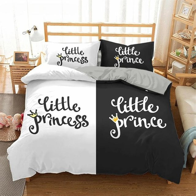 Bettwäscheset Your Warm Home mit Königin und König Motiv in Schwarz und Weiß, 2-teiliges Set aus Microfaser bestehend aus einem Bettbezug und Kissenbezügen, Breite: 70 cm, Länge: 133 cm - Bild 1