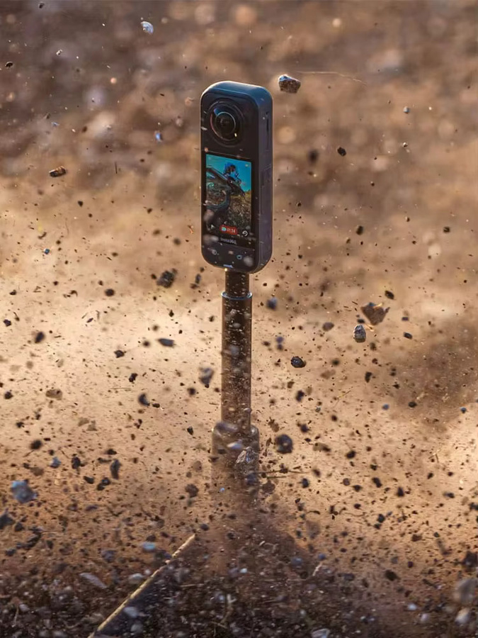 Insta360 X5 360 Grad Action Kamera mit 8K Auflösung, wasserdicht, Schwarz - Bild 1