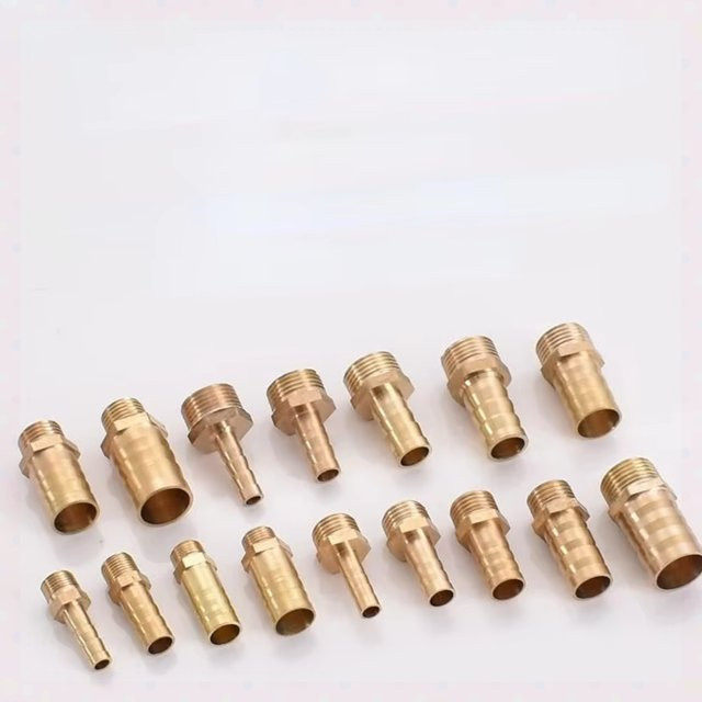 Messing Rohrverschraubung als Schlauchtülle und Adapter in Gold - Bild 1