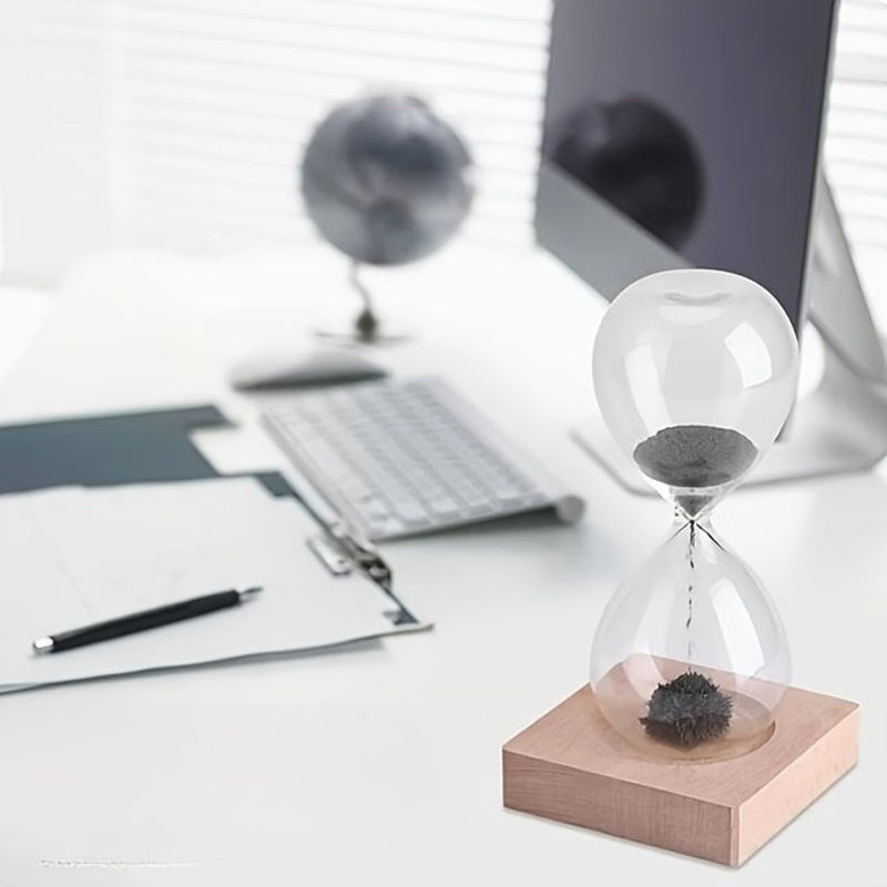 Eleganter magnetischer Sanduhr-Timer aus Glas mit braunem Holzsockel, dekoratives minimalistisches Desktop-Zubehör für Büro und Zuhause in Transparent und Braun - Bild 1