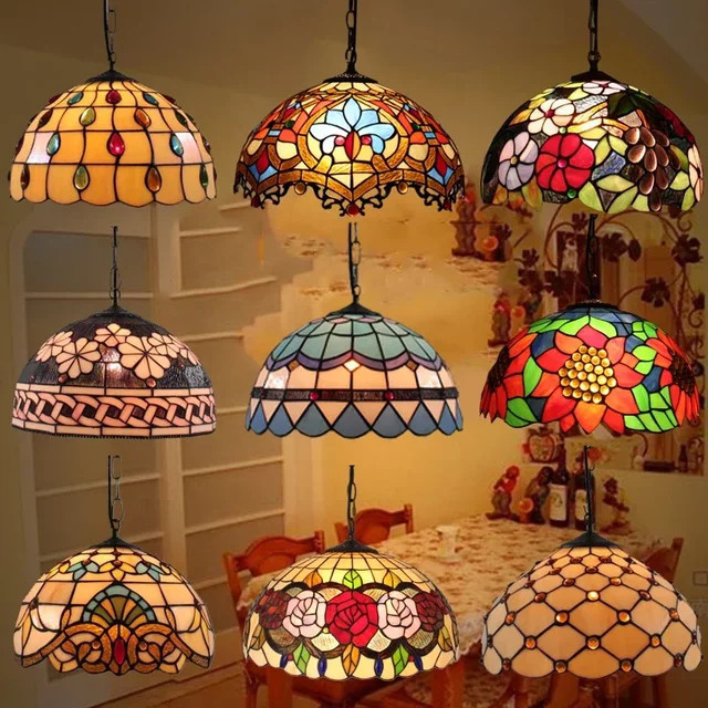 YZFCR Vintage Tiffany Kronleuchter aus Glas in Multicolour mit schwarzem Metallgestell im europäischen Landhausstil - Bild 1