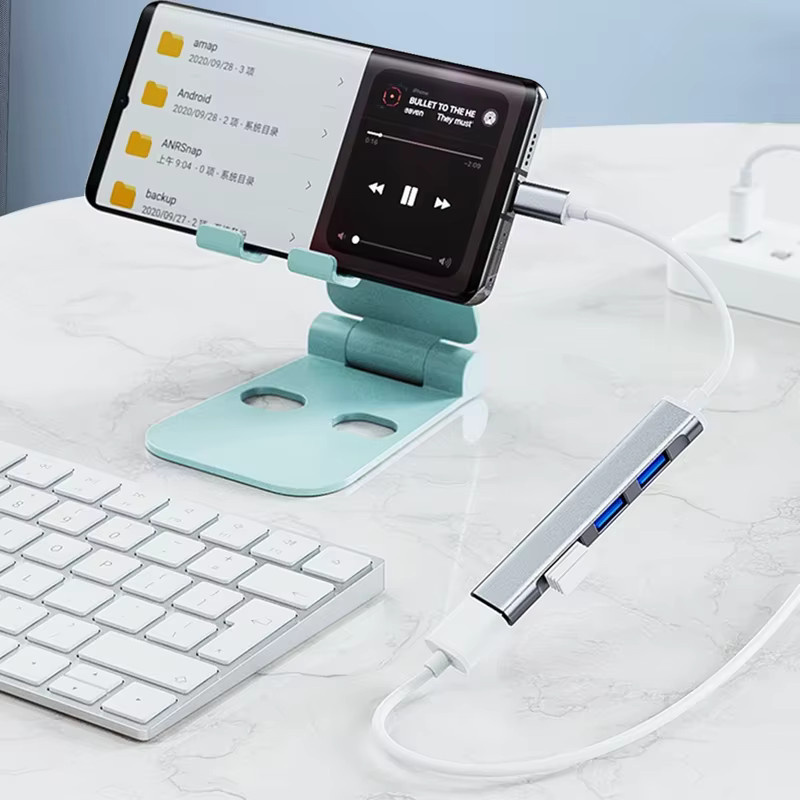 YOLPHA 4-Port USB-C Hub Dockingstation Multi-Verteiler-Adapter OTG in Silber und Grau für MacBook Pro, Air, Lenovo und Xiaomi - Bild 2