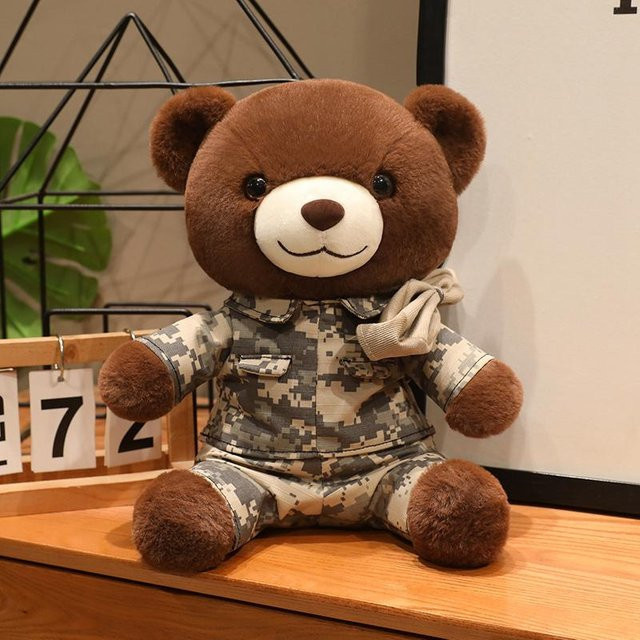 Sitzende Camouflage Braunbär Puppe Plüschtier, 30cm, ab 14 Jahre - Bild 1