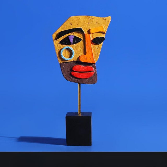 Moderne Kunst Statue Abstraktes menschliches Gesicht aus Harz von Yiran Furniture in Mehrfarbig, Tischdekoration Höhe: 25,0 cm, Breite: 5,0 cm - Bild 1