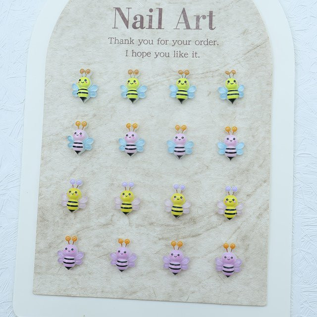 Biene Harz Aufnäher, 50 Stück, 9 x 11 mm, Glänzend - Bild 1