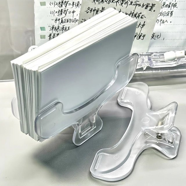 CHENJ Memo-Clip transparenter Seitenhalter aus Kunststoff für Schreibtischzubehör und Lesewerkzeuge - Bild 1