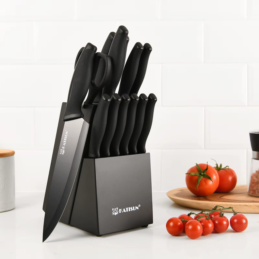 Katisun 15-teiliges Küchenmesser-Set in Schwarz mit rutschfestem Block, deutschem Stahl, Schneidebrett und Messerschärfer inklusive 6 Steakmessern - Bild 2