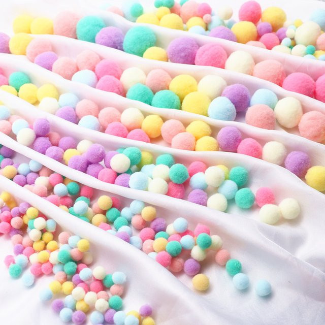 Bunte Plüsch Pompons für DIY Bastelarbeiten und Dekoration, verschiedene Größen von 10 mm bis 30 mm, Multicolor - Bild 1